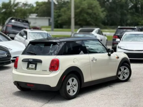 More photos of 2016 MINI Cooper at AUTOLAND, FL