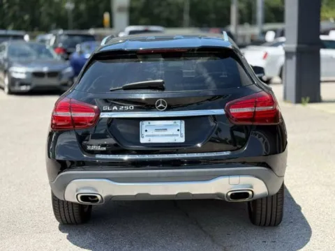 More photos of 2019 Mercedes-Benz GLA 250 at AUTOLAND, FL