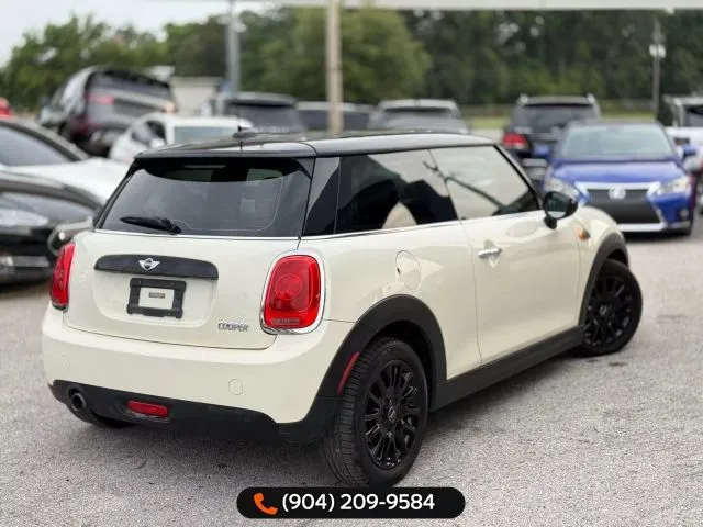 2017 MINI Cooper Base - Photo 6