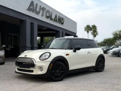 White 2017 MINI Cooper for sale in Jacksonville, FL