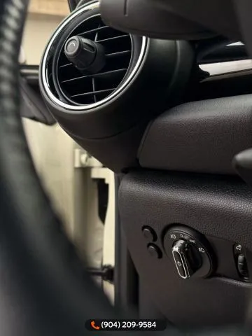 2017 MINI Cooper Base - Photo 17