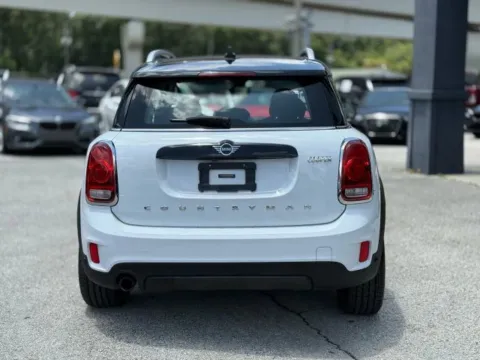 More photos of 2019 MINI Cooper Countryman Signature at AUTOLAND, FL