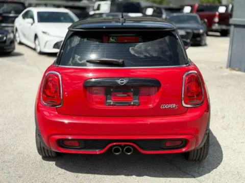 More photos of 2019 MINI Cooper S Signature at AUTOLAND, FL
