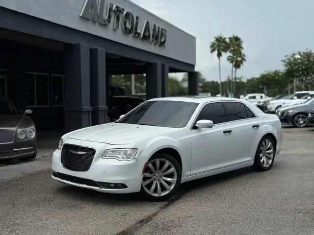 White 2019 Chrysler 300 Limited for sale in Jacksonville, FL