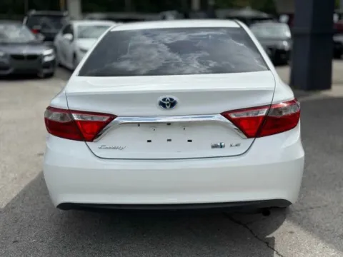 More photos of 2017 Toyota Camry Hybrid LE at AUTOLAND, FL