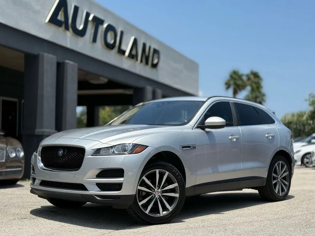 Gray 2019 Jaguar F-PACE 25t Prestige Sport Utility 4D for sale in Jacksonville, FL