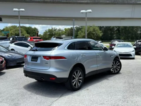 More photos of 2019 Jaguar F-PACE 25t Prestige at AUTOLAND, FL