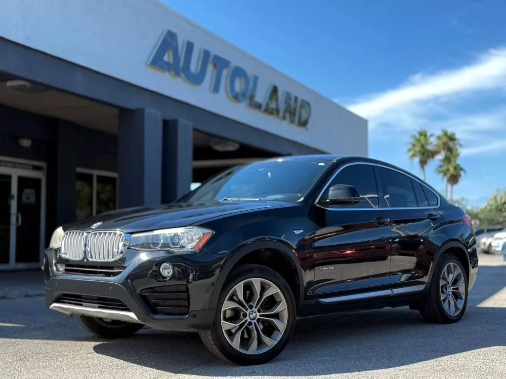White 2018 BMW X4 xDrive28i Sport Utility 4D for sale in Jacksonville, FL