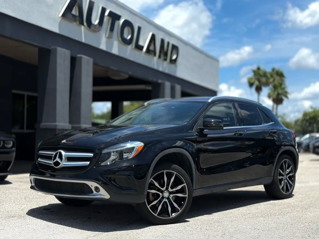 White 2015 Mercedes-Benz GLA-Class GLA 250 4MATIC Sport Utility 4D for sale in Jacksonville, FL
