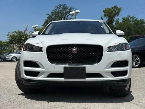 More photos of 2018 Jaguar F-PACE 20d Prestige at AUTOLAND, FL