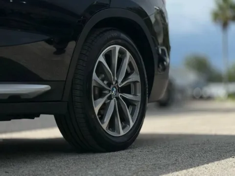Photos of 2019 BMW X4 xDrive30i for sale in Jacksonville, FL at AUTOLAND