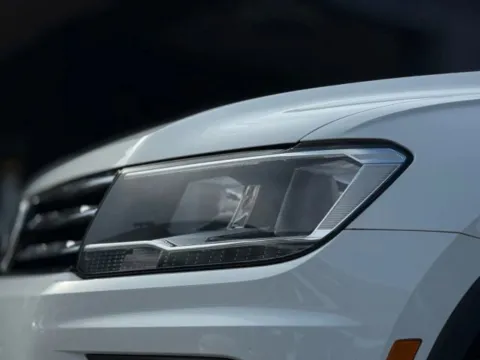 Photos of 2020 Volkswagen Tiguan 2.0T SEL for sale in Jacksonville, FL at AUTOLAND