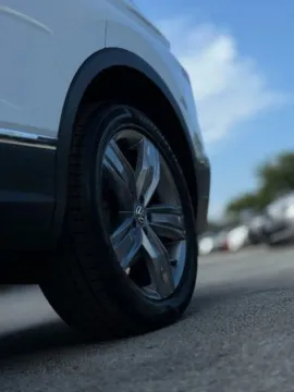 Another view of 2020 Volkswagen Tiguan 2.0T SEL for sale in Jacksonville, FL at AUTOLAND