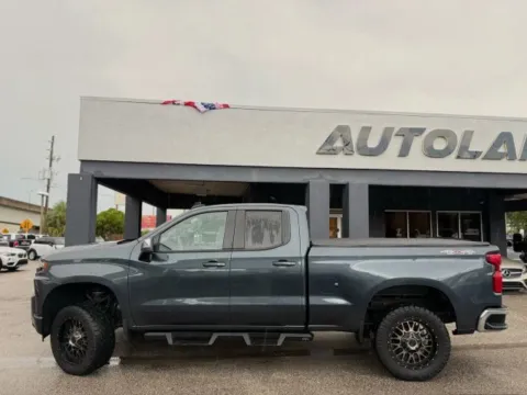 Photos of 2020 Chevrolet Silverado 1500 LT for sale in Jacksonville, FL at AUTOLAND