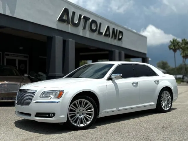White 2014 Chrysler 300 C for sale in Jacksonville, FL