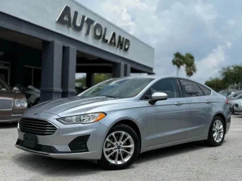 Silver 2020 Ford Fusion SE Sedan 4D for sale in Jacksonville, FL