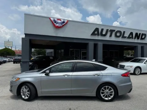 Photos of 2020 Ford Fusion SE for sale in Jacksonville, FL at AUTOLAND