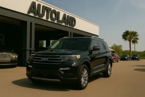 Black 2020 Ford Explorer XLT for sale in Jacksonville, FL