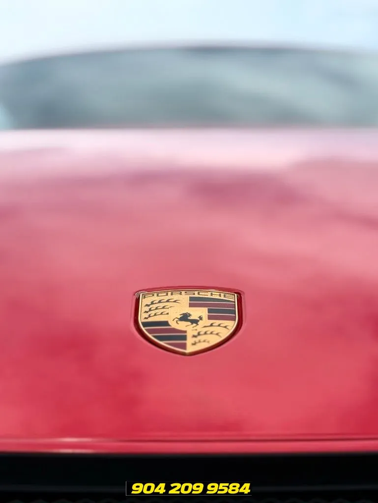 2021 Porsche 718 GT4 - Photo 13