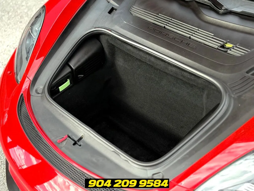 2021 Porsche 718 GT4 - Photo 48
