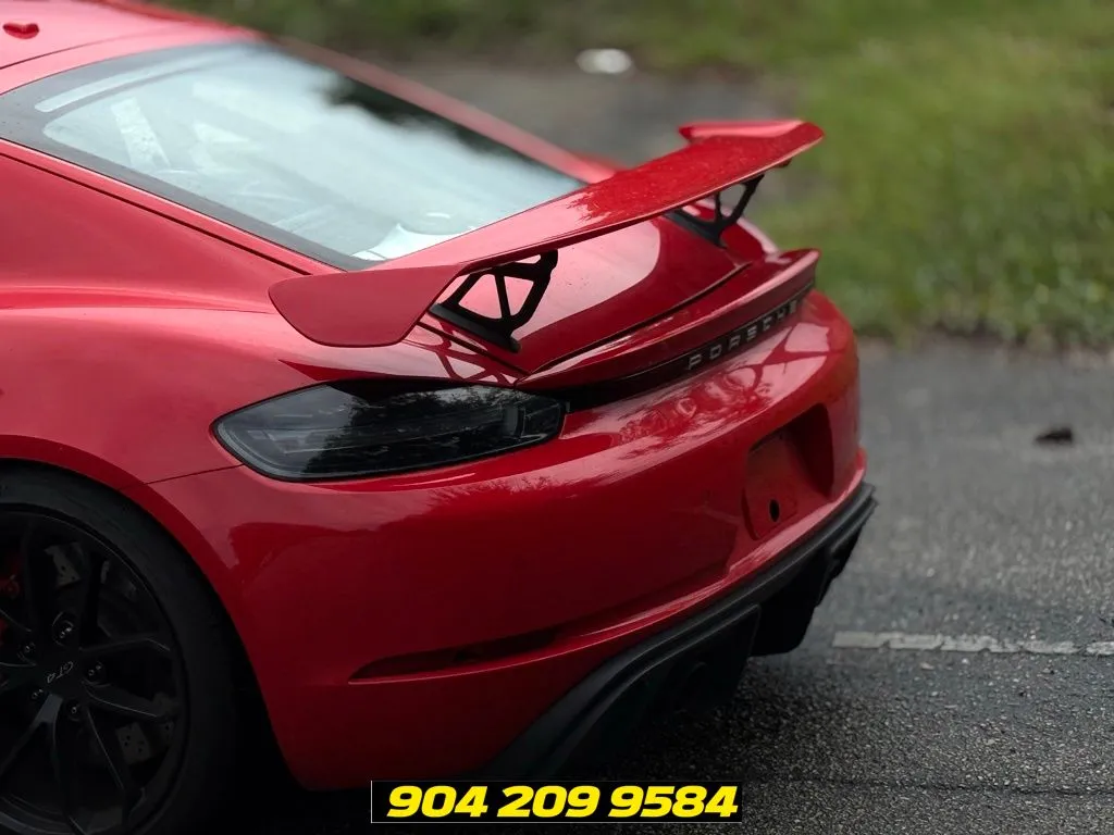 2021 Porsche 718 GT4 - Photo 55