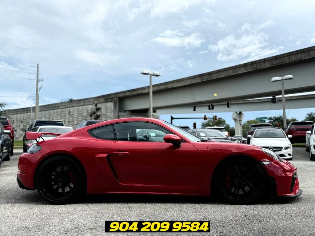 2021 Porsche 718 GT4 - Photo 6
