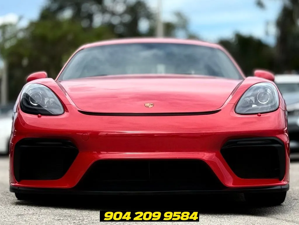 2021 Porsche 718 GT4 - Photo 8