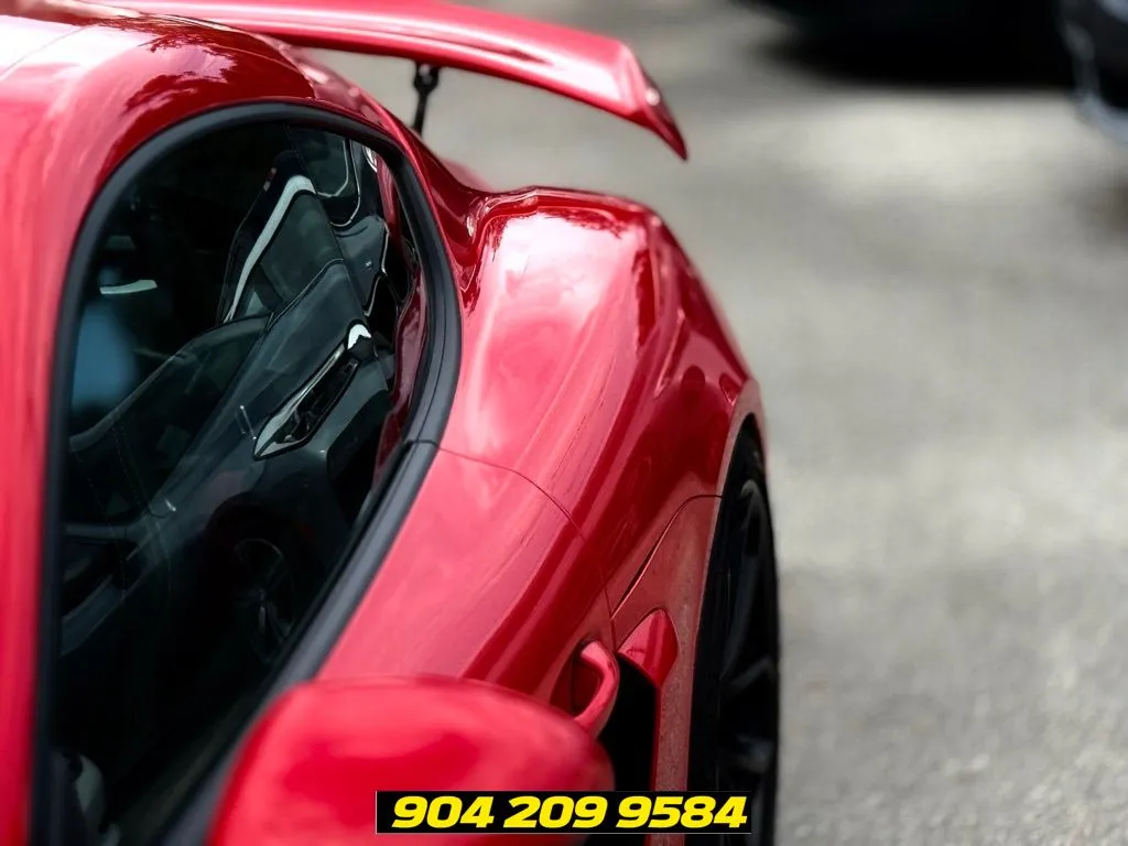 2021 Porsche 718 GT4 - Photo 16