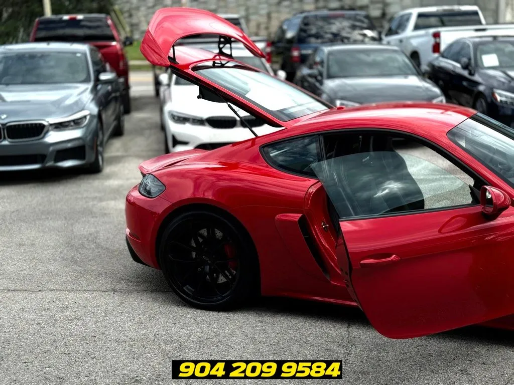 2021 Porsche 718 GT4 - Photo 42