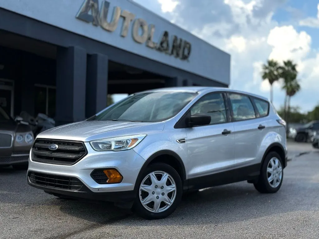 Silver 2017 Ford Escape S for sale in Jacksonville, FL