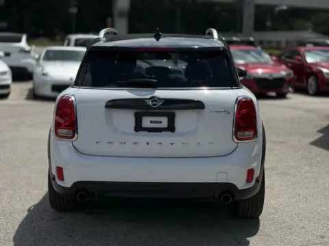More photos of 2019 MINI Countryman Cooper S Hatchback 4D at AUTOLAND, FL