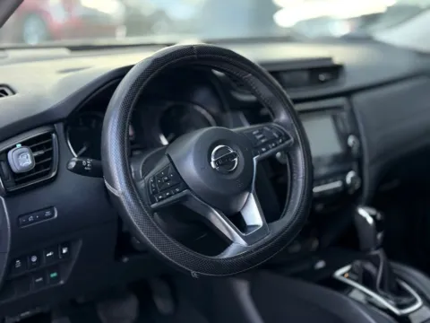 Photos of 2019 Nissan Rogue SV for sale in Jacksonville, FL at AUTOLAND