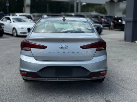 More photos of 2020 Hyundai Elantra SEL at AUTOLAND, FL