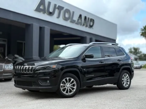 Black 2019 Jeep Cherokee Latitude for sale in Jacksonville, FL