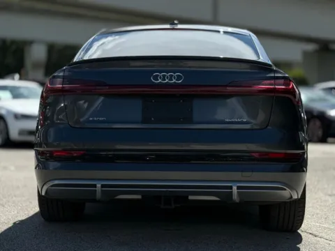 More photos of 2022 Audi e-tron Sportback S line Prestige at AUTOLAND, FL