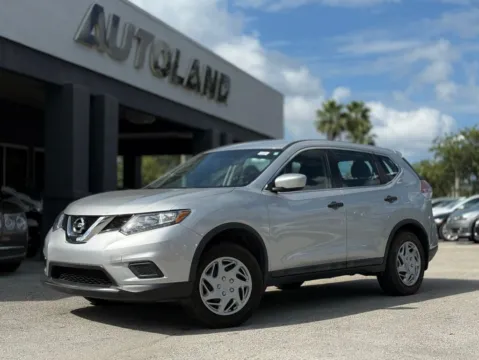 Silver 2016 Nissan Rogue S for sale in Jacksonville, FL
