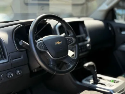 More photos of 2020 Chevrolet Colorado LT at AUTOLAND, FL