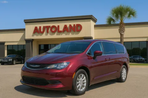 Red 2018 Chrysler Pacifica LX for sale in Jacksonville, FL