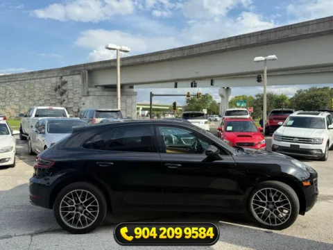 More photos of 2018 Porsche Macan at AUTOLAND, FL