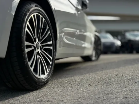 More photos of 2019 BMW 5 Series 530e iPerformance at AUTOLAND, FL