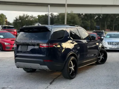 More photos of 2017 Land Rover Discovery HSE at AUTOLAND, FL