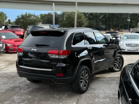More photos of 2021 Jeep Grand Cherokee Limited at AUTOLAND, FL