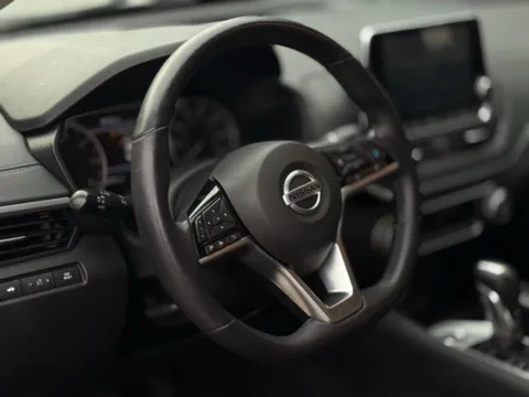 Photos of 2020 Nissan Altima 2.5 SV for sale in Jacksonville, FL at AUTOLAND