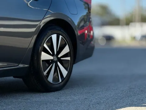 Photos of 2020 Nissan Altima 2.5 SV for sale in Jacksonville, FL at AUTOLAND