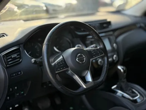 More photos of 2022 Nissan Rogue Sport SV at AUTOLAND, FL
