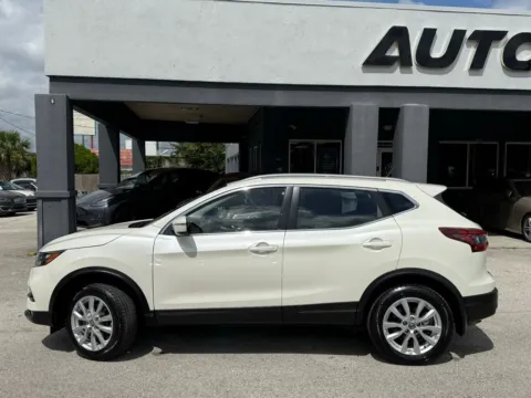 Photos of 2022 Nissan Rogue Sport SV for sale in Jacksonville, FL at AUTOLAND