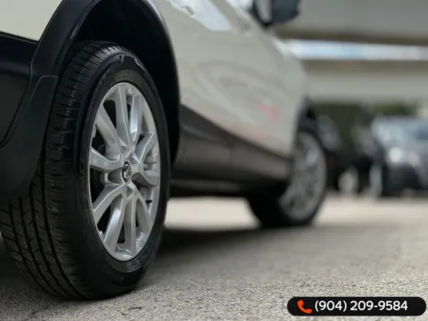 More photos of 2022 Nissan Rogue Sport SV at AUTOLAND, FL
