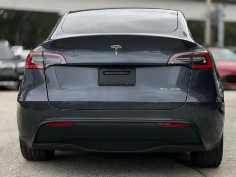 More photos of 2021 Tesla Model Y Long Range at AUTOLAND, FL