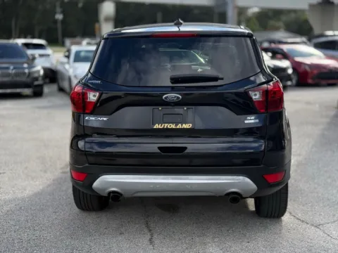 More photos of 2019 Ford Escape SE at AUTOLAND, FL