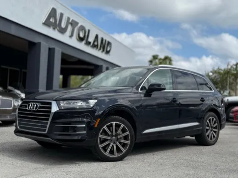 Black 2019 Audi Q7 55 Premium Plus for sale in Jacksonville, FL
